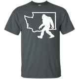 Washington Bigfoot Hunter Sasquatch Yeti PNW Believe Shirt_Black