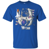 Patriotic Wolf as USA America Astronaut T-Shirt_Black